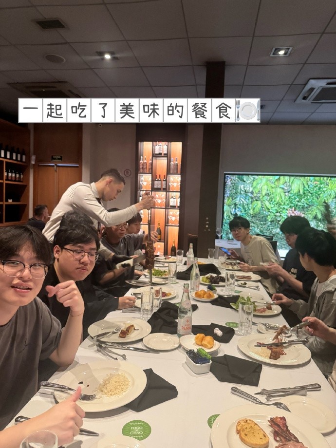 JDG分享照片回顾三月:四月继续,一起往更远的地方走